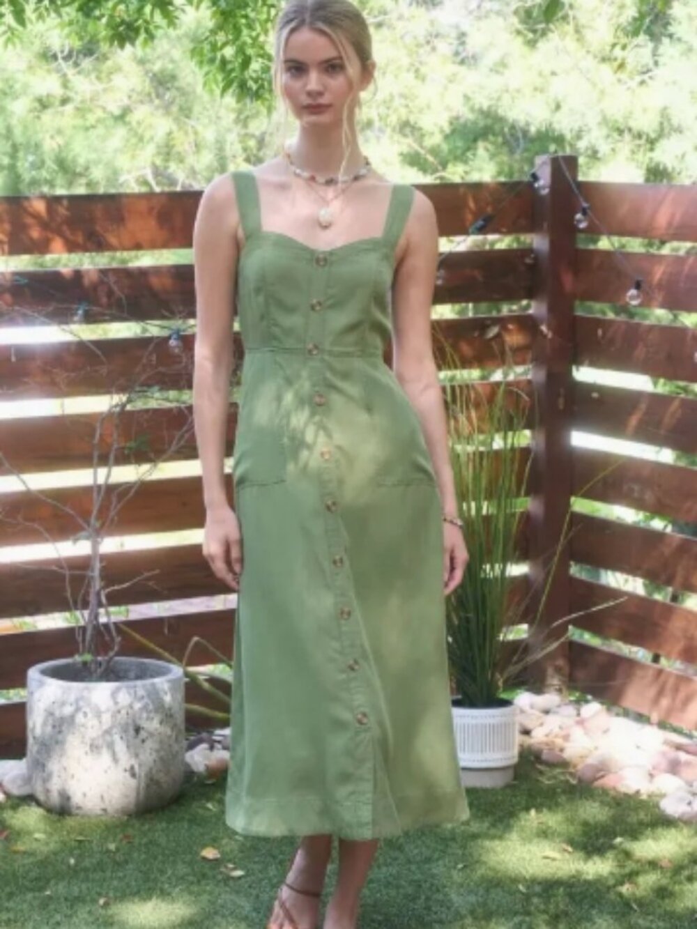 Sweetheart Button Down Sleeveless Midi Dress
